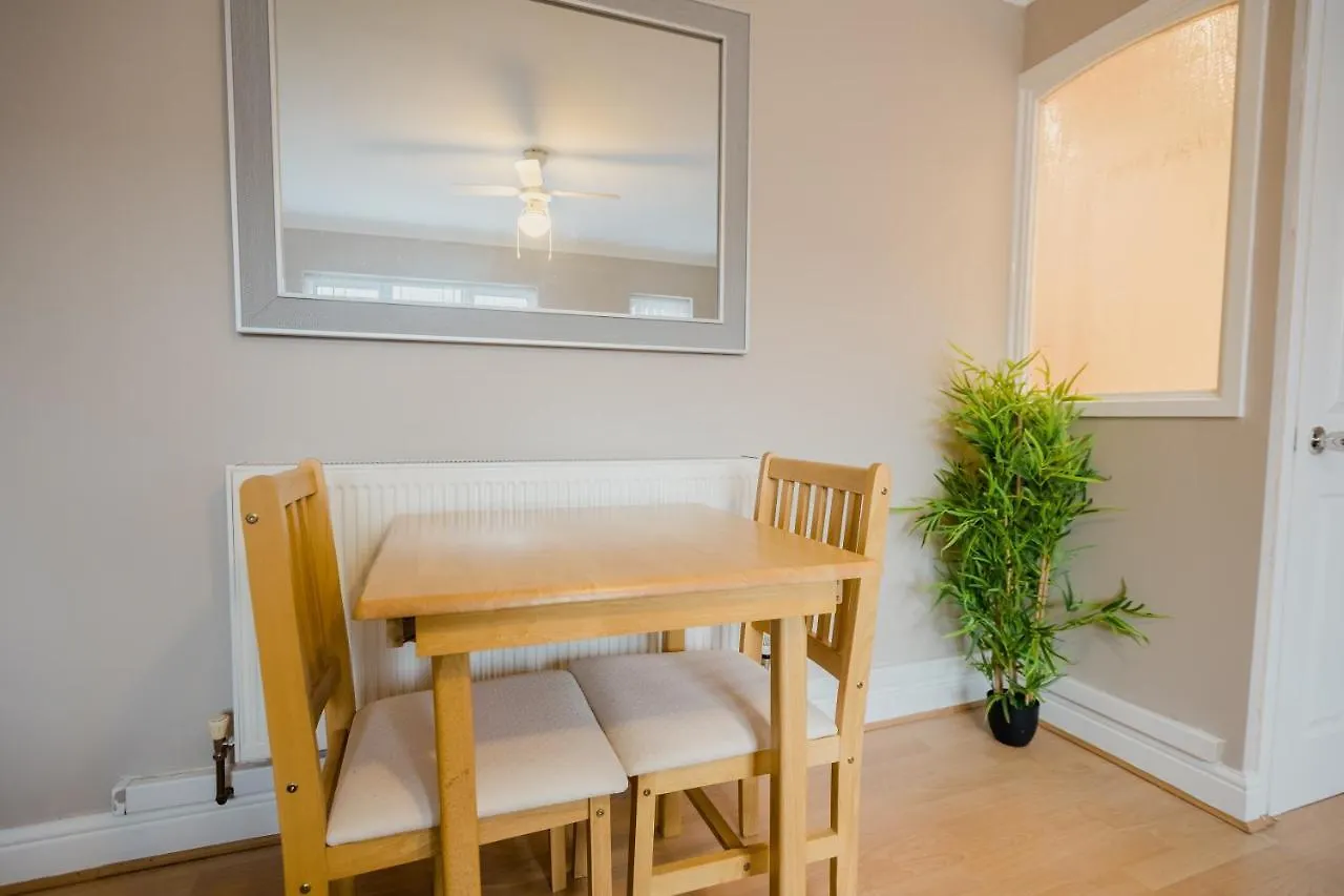 Hullidays - Hymers Apartment Kingston upon Hull